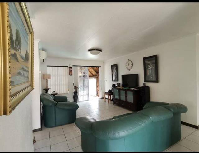 3 BEDROOM HOUSE FOR SALE IN SUIDEROORD